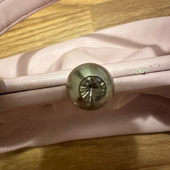 Danier light pink leather clutch, (5”x8”) - Picture 3 of 6